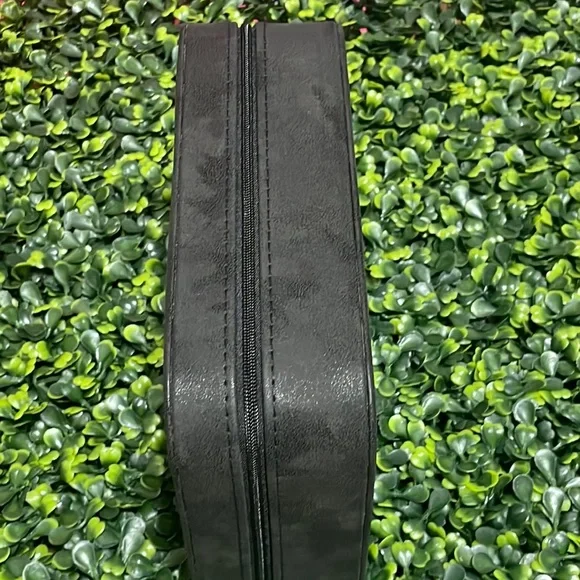 🎉❤️ NEW Grace Black Jewelry Travel Zip Closure Case Gifts - Picture 2 of 6